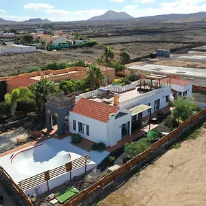 Da Mata Kite&surf House Bed and breakfast Lajares
