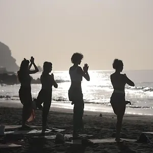 Los Amigos Nomad Hostal La Mareta